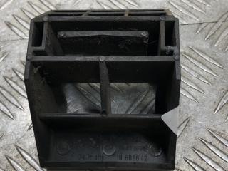 кронштейн радиатора BMW 5 серия E60/E61 [рестайлинг] 2009, 3.0 л., M57 D30 (306D3), дизель, АКПП, spacegrau metallic (a52), универсал, задний привод, правый руль, 17117542517, 7542517