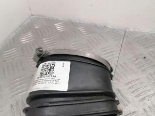 патрубок воздушного фильтра BMW 5 серия F07/F10/F11 [рестайлинг] F10 2013, 4.4 л., N63 B44 A, бензин, АКПП, черный black-sapphire metallic, седан, полный привод, 13717577475, 7577475