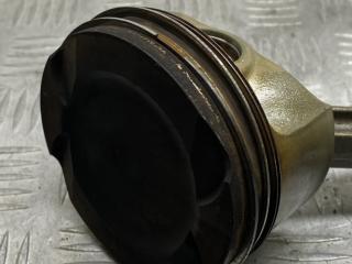 поршень BMW 5 серия F07/F10/F11 [рестайлинг] F10 2013, 4.4 л., N63 B44 A, бензин, АКПП, черный black-sapphire metallic, седан, полный привод, 11257613626