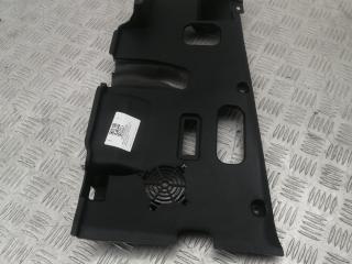 пластик BMW X5 F15 2017, 4.0 л., дизель, АКПП, black sapphire metallic (475), внедорожник 5 дв., полный привод