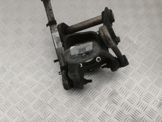 кулак задний правый BMW X5 F15 2017, 4.0 л., дизель, АКПП, black sapphire metallic (475), внедорожник 5 дв., полный привод, 33326796002, 33326879102, 6879102, 33326795048, 6795048, 6796002, 6877218