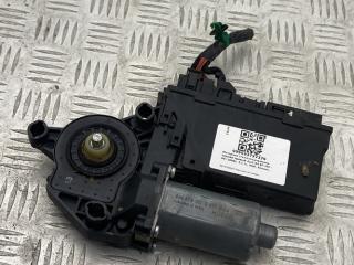 моторчик стеклоподъемника задний правый Audi A4 B7 2006, 3.2 л., AUK, бензин, 6МКПП, черный, универсал, полный привод, 8E0959802E