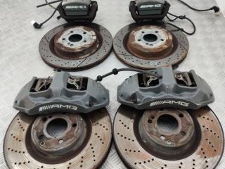 комплект тормозов Mercedes-Benz C AMG W205 2017, 4.0 л., M 177.980, бензин, АКПП, 197, седан, задний привод, правый руль