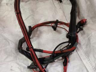 плюсовой провод аккумулятора BMW X5 E70 [рестайлинг] E70 2011, 3.0 л., N57 D30 B, дизель, АКПП, tiefseeblau metallic (a76), внедорожник 5 дв., полный привод, правый руль, 61129218612