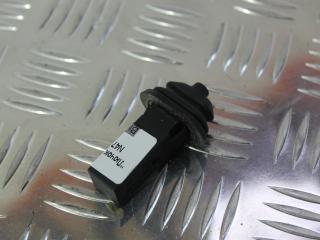 лючок топливного бака BMW 5 серия E60/E61 [рестайлинг] 2009, 2.0 л., дизель, темно-синий, универсал, 8228939