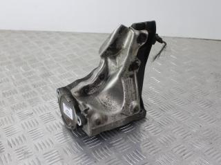 кронштейн двигателя BMW X5 E70 2010, 4.8 л., бензин, внедорожник 5 дв., 6777263