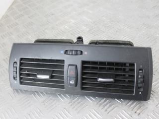 дефлектор обдува салона BMW X3 E83 [рестайлинг] 2007, 2.0 л., дизель, черный, внедорожник 5 дв., 3400074