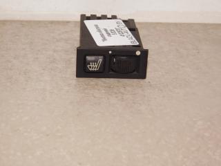 кнопка обогрева сидений BMW 5 серия E39 1996, седан, 8352259