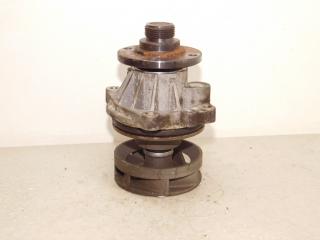 помпа BMW 5 серия E39 [рестайлинг] 2003, бензин, седан