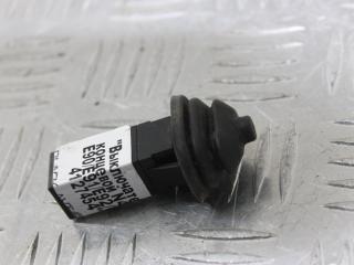 выключатель концевой (концевик) BMW 3 серия E90/E91/E92/E93 2007, 2.0 л., дизель, серебро, купе, 8228939