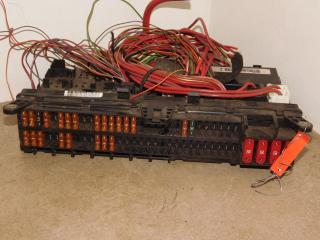 блок предохранителей BMW X5 E53 [рестайлинг] 2004, внедорожник 5 дв.