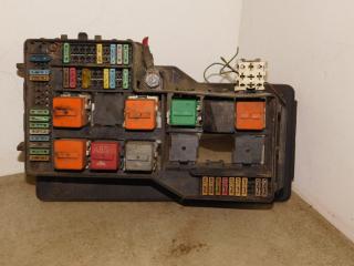 блок предохранителей BMW 3 серия E36 1995, седан, 1387590