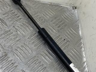 амортизатор капота BMW X3 E83 [рестайлинг] 2007, 2.0 л., дизель, черный, внедорожник 5 дв., 3400352