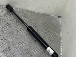 амортизатор капота BMW X3 E83 [рестайлинг] 2007, 2.0 л., дизель, черный, внедорожник 5 дв., 3400352