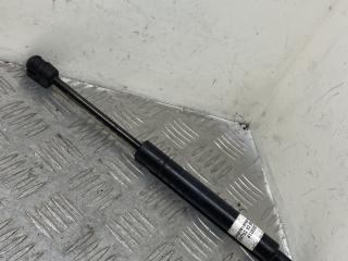 амортизатор капота BMW X3 E83 [рестайлинг] 2007, 2.0 л., дизель, черный, внедорожник 5 дв., 3400352