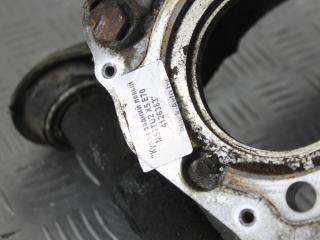кулак задний левый BMW X5 E70 2007, 3.0 л., M57 D30 (306D3), дизель, правый руль, 33326879101