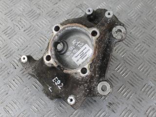 кулак поворотный левый BMW 3 серия E90/E91/E92/E93 2007, 2.0 л., дизель, серебро, купе