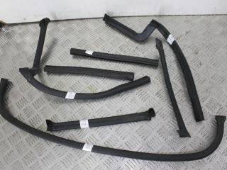 уплотнитель подкапотного пространства BMW X3 E83 2005, 3.0 л., бензин, серый, внедорожник 5 дв.