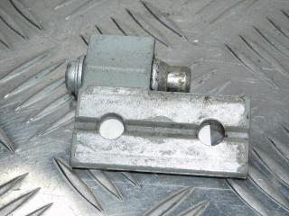 петля двери BMW 7 серия E38 [рестайлинг] 2000, седан, 1960308