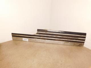 накладка на порог Land Rover Range Rover 3 поколение 2003, 3.0 л., дизель, АКПП, синий, полный привод, правый руль