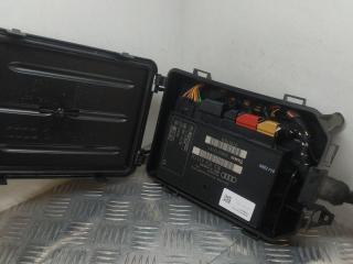 блок комфорта Audi A4 B7 2006, 3.2 л., AUK, бензин, 6МКПП, черный, универсал, полный привод, 8E0959433