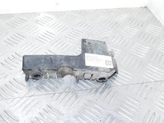 Крепление бампера переднего Audi A4 B7 2006, 3.2 л., AUK, бензин, 6МКПП, черный, универсал, полный привод, 8E0807283