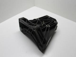 кронштейн компрессора кондиционера BMW 5 серия E60/E61 2007, дизель, седан, 64557792202