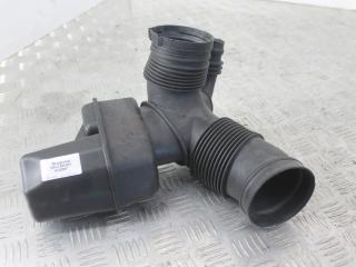 воздуховод (дефлектор) радиатора BMW 5 серия E60/E61 2003, 2.5 л., бензин, седан