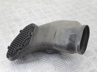 воздухозаборник BMW 5 серия E60/E61 [рестайлинг] 2008, 2.0 л., N47 D20 A, дизель, МКПП, серый, седан, задний привод, 7796692, 13717796692