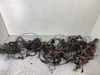 проводка BMW 7 серия F01/F02 F02 2012, 4.4 л., N63 B44 A, бензин, black sapphire metallic (475), полный привод