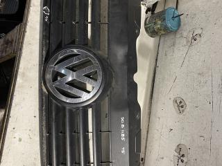 решетка радиатора Volkswagen Transporter T5 2006
