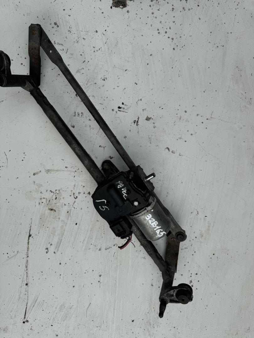 механизм стеклоочистителя (трапеция дворников) Volkswagen Golf 5 поколение 2007 - фото №1