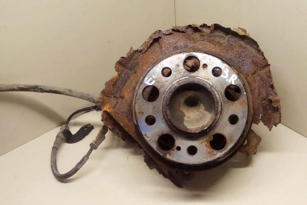 ступица задняя правая Kia Ceed 1 поколение 2007, 1.4 л., i, бензин, МКПП, хетчбэк 5 дв., передний привод, S527302H000, 527302H000, 527201H500 - фото №1