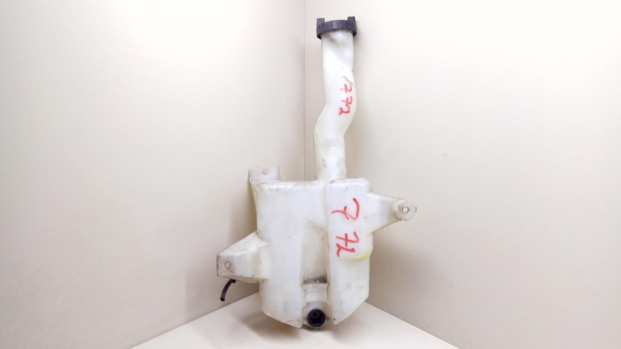 бачок омывателя Ford Mondeo 3 поколение 2003, 2.0 л., TDCi, дизель, 5МКПП, серебристый, хетчбэк 5 дв., передний привод, 1S71-17618-AE - фото №1