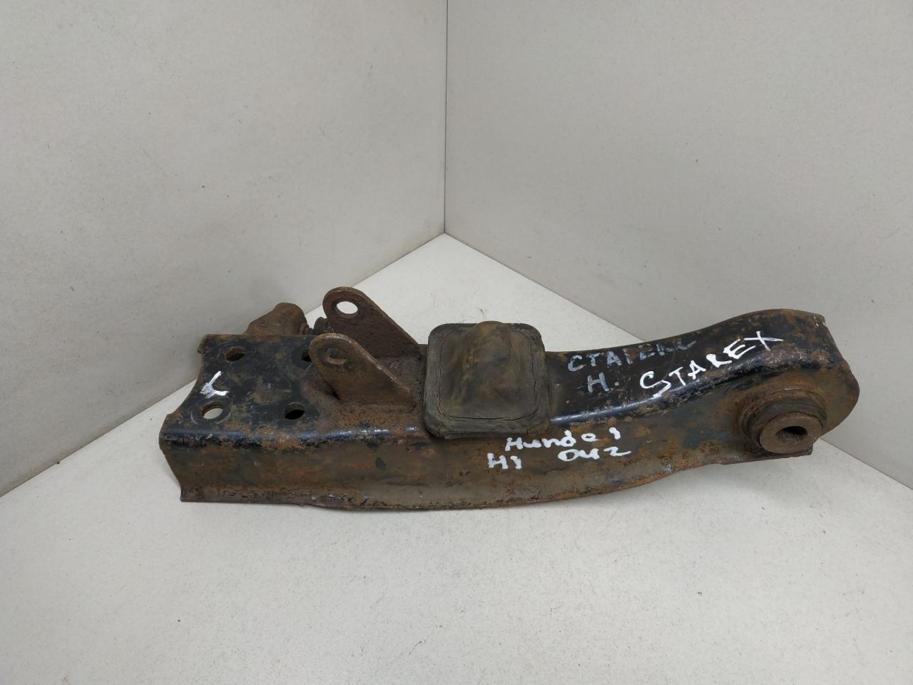 рычаг передний левый Hyundai H-1 Starex 2004, 545104A600 - фото №1