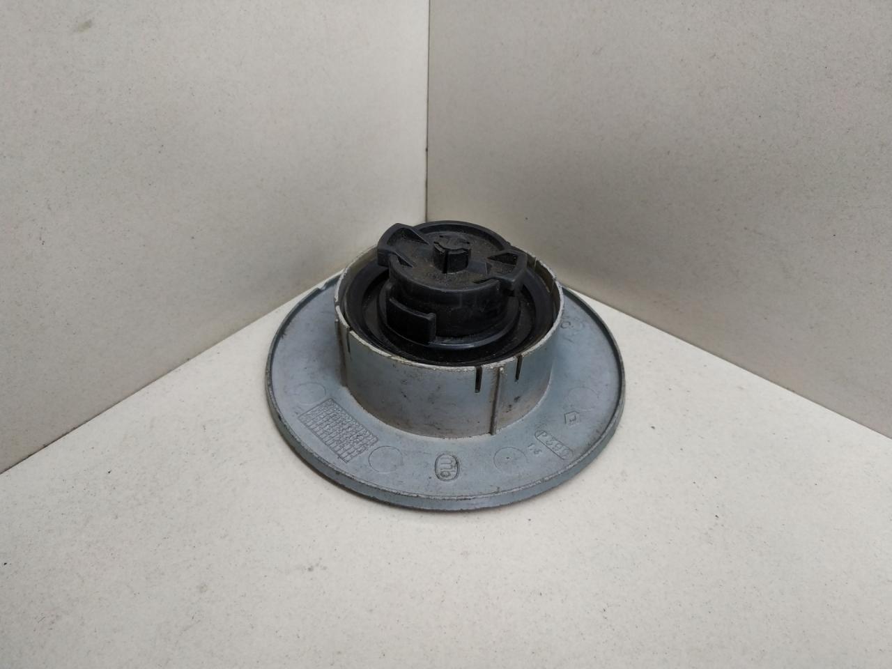 пробка топливного бака Renault Clio 1 поколение 1992 - фото №1