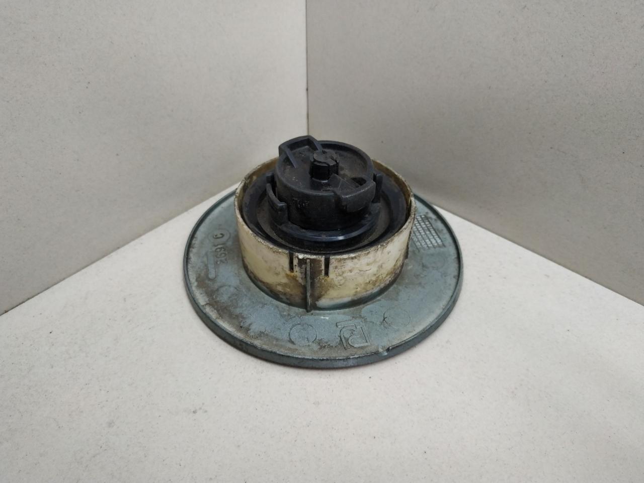 пробка топливного бака Renault Clio 1 поколение 1992 - фото №1