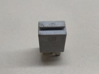 реле (прочие) Opel Zafira 1 поколение (A) [рестайлинг] 2004, 2.2 л., Y 22 DTR, дизель, 5МКПП, серебристый, минивэн, передний привод, 13266315