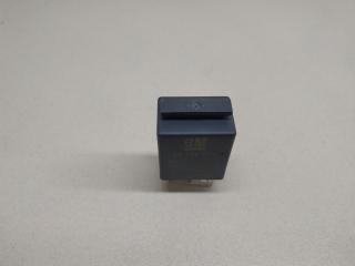 реле (прочие) Opel Zafira 1 поколение (A) [рестайлинг] 2004, 2.2 л., Y 22 DTR, дизель, 5МКПП, серебристый, минивэн, передний привод, 13266316