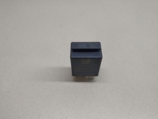 реле (прочие) Opel Zafira 1 поколение (A) [рестайлинг] 2004, 2.2 л., Y 22 DTR, дизель, 5МКПП, серебристый, минивэн, передний привод, 13266316