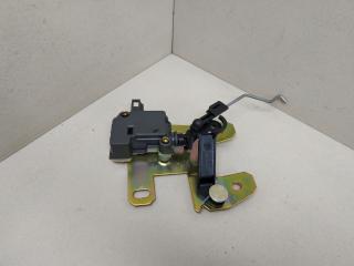 активатор замка багажника Volkswagen Touareg 1 поколение 2005, 3.2 л., i, BMX, бензин, АКПП, серый, внедорожник 5 дв., полный привод, 7L6827425A