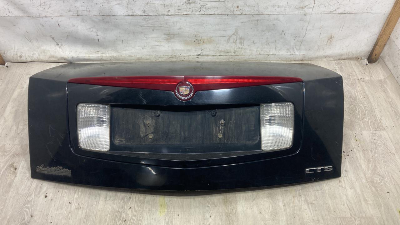 крышка багажника (дверь 3-5) Cadillac CTS 1 поколение 2004, 3.6 л., i, LY7, бензин, АКПП, чёрный, седан, задний привод, 19120524 - фото №1