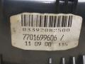 кнопка стеклоподъемника двери задней Renault Laguna 1 поколение [рестайлинг] B568 2000, 1.6 л., i, K4M 720, бензин, 5МКПП, серый, хетчбэк 5 дв., 77001699606 - фото №4