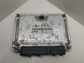 блок управления двигателем Volkswagen Golf 4 поколение 2001, 036906032L, 0261207189