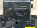 лючок топливного бака Citroen C5 1 поколение [рестайлинг] 2004, 1.6 л., HDi, 9HZ (DV6TED4), дизель, 5МКПП, темно-серый, хетчбэк 5 дв., передний привод, 9633284180 - фото №4