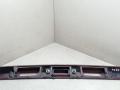 накладка подсветки номера Renault Modus 1 поколение JP0J 2004, 1.4 л., i, K4J 770, бензин, 5МКПП, красный, хетчбэк 5 дв., передний привод, 8200220557 - фото №3