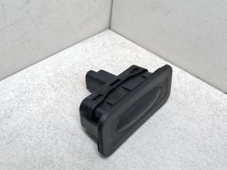 кнопка открытия багажника Renault Modus 1 поколение JP0J 2004, 1.4 л., i, K4J 770, бензин, 5МКПП, красный, хетчбэк 5 дв., передний привод, 8200076258B