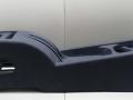 консоль салона Peugeot 1007 1 поколение 2007, 1.6 л., HDi, 9HZ (DV6TED4), дизель, 5МКПП, серебристый, хетчбэк 3 дв., передний привод, 9641006877 - фото №2