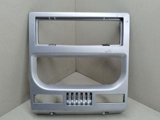 рамка под магнитолу Peugeot 1007 1 поколение 2007, 1.6 л., HDi, 9HZ (DV6TED4), дизель, 5МКПП, серебристый, хетчбэк 3 дв., передний привод, 9647541477