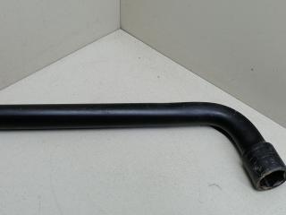 ключ колесный (балонный) Renault Scenic 2 поколение [рестайлинг] 2008, 1.9 л., DCi, F9Q 812, дизель, 6МКПП, серый, минивэн, передний привод, 8200548215